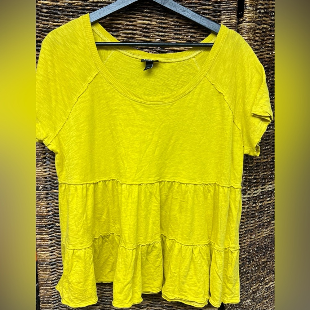 Torrid-‎ Yellow/Mustard- Size:0 Shirt